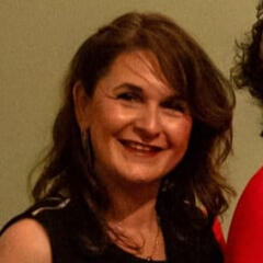 Suzanne van Hartingsveldt Zangeres van band De Soprano's